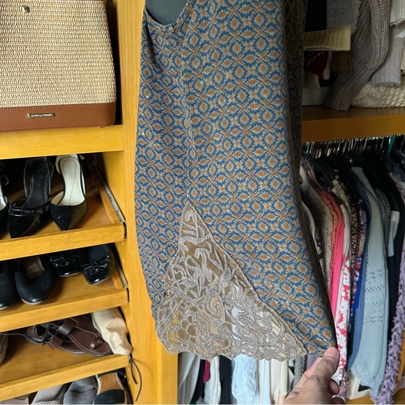 ⭐️BOGO FREE⭐️ GIMMICKS by Buckle Grunge Lace and Cotton Top S - Picture 3 of 10